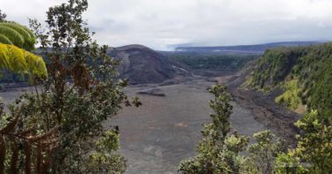 キラウエア・イキ展望台 » キラウエア火山を象徴する景色がギュッと詰まってる！ ／ ハワイ島
